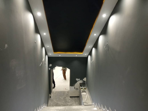 Нежилое помещение  (под компьютерный/интернет клуб)